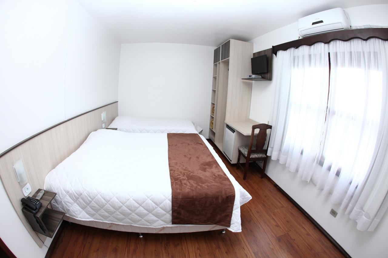 Hotel Alpenrose Treze Tílias エクステリア 写真